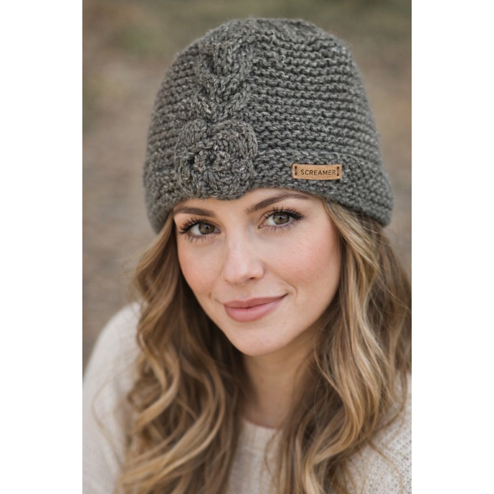 Screamer Beanie Hat Cap Women's One Size Knit Winter‎ Warm Cozy Sage Green Grey